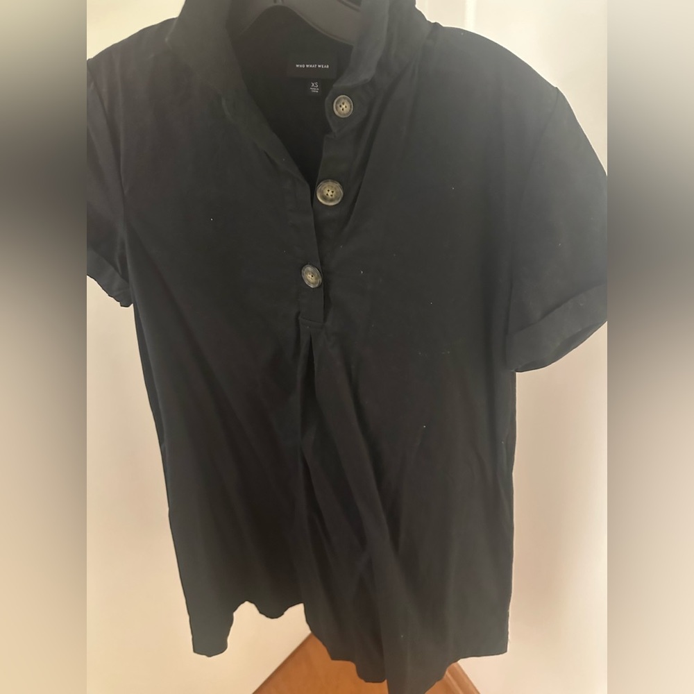 Black collared shirt dress. Size xs. Worn once.